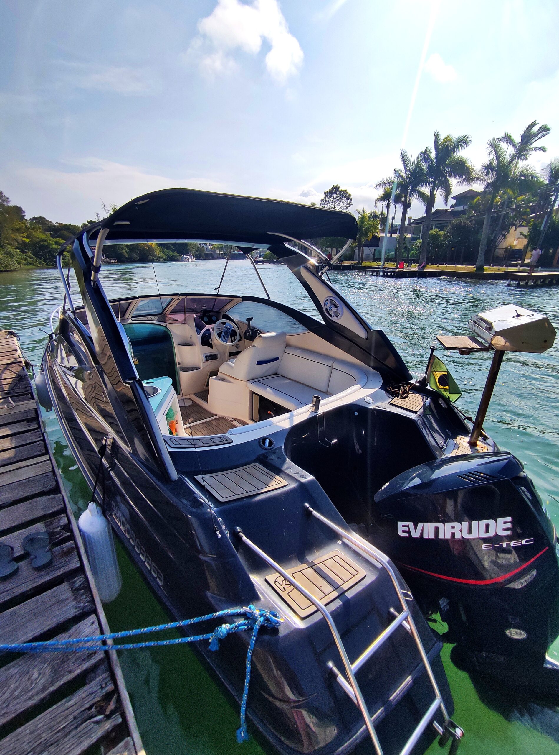 Lancha BlackStar - Praias do Norte Tingua - Imagem 3