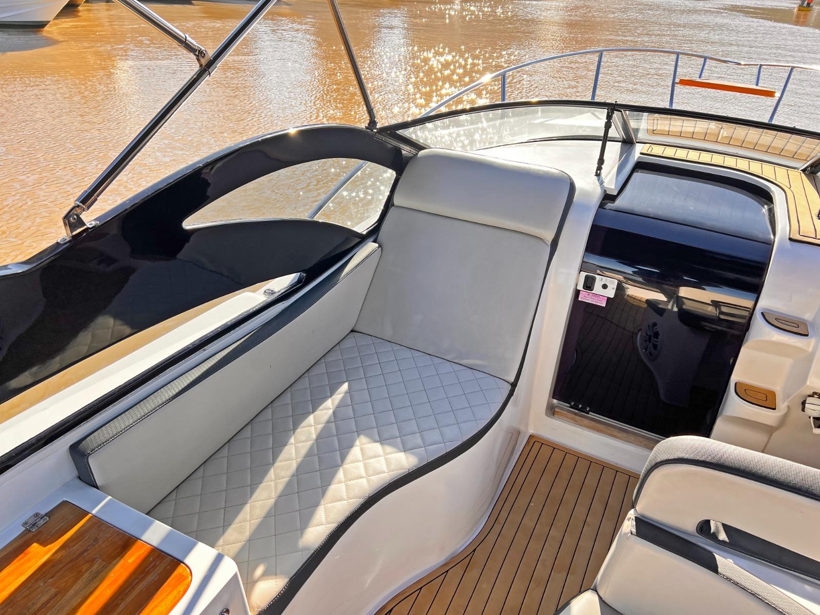 Lancha Maggos - Caixa D´Aço - Imagem 7