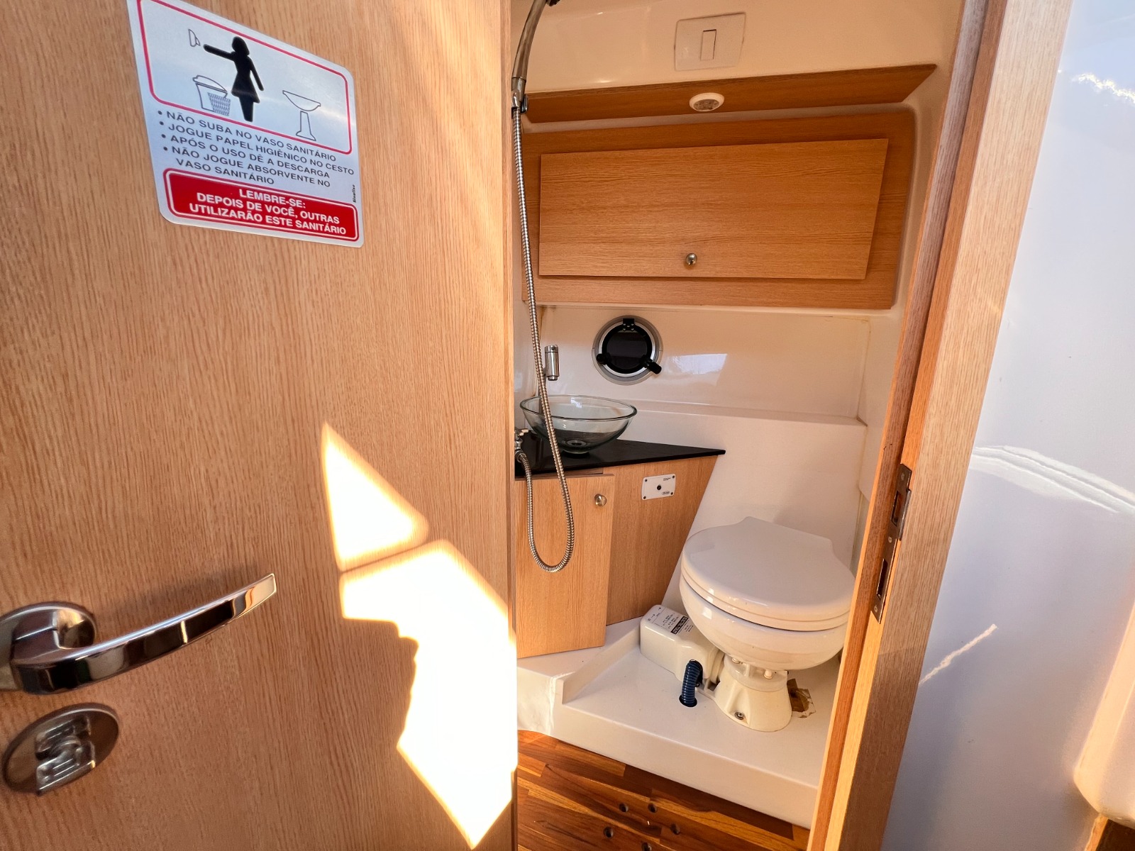 Lancha Maggos - Caixa D´Aço - Imagem 12