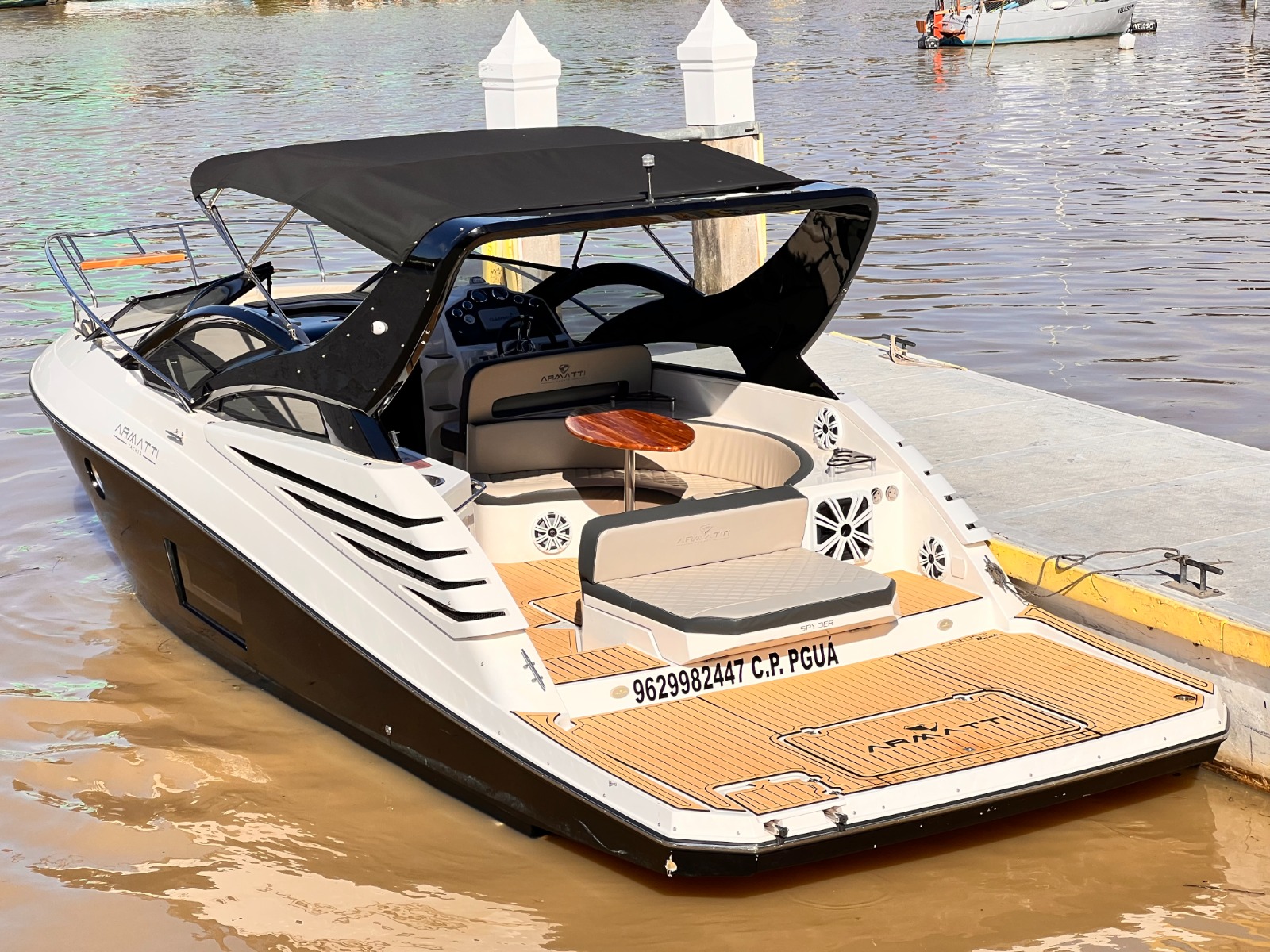 Lancha Maggos - Caixa D´Aço - Imagem 4