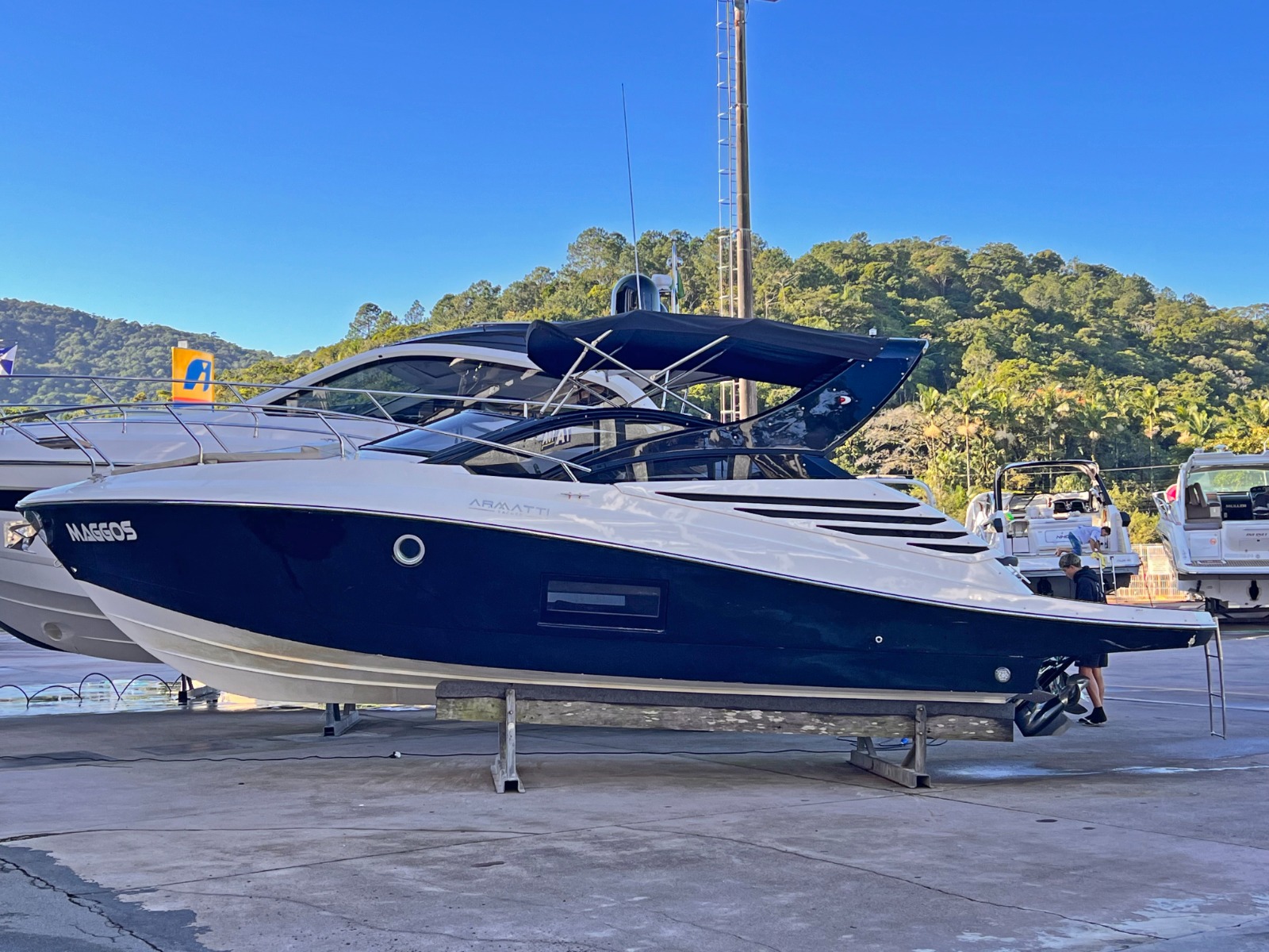 Lancha Maggos - Caixa D´Aço - Imagem 3