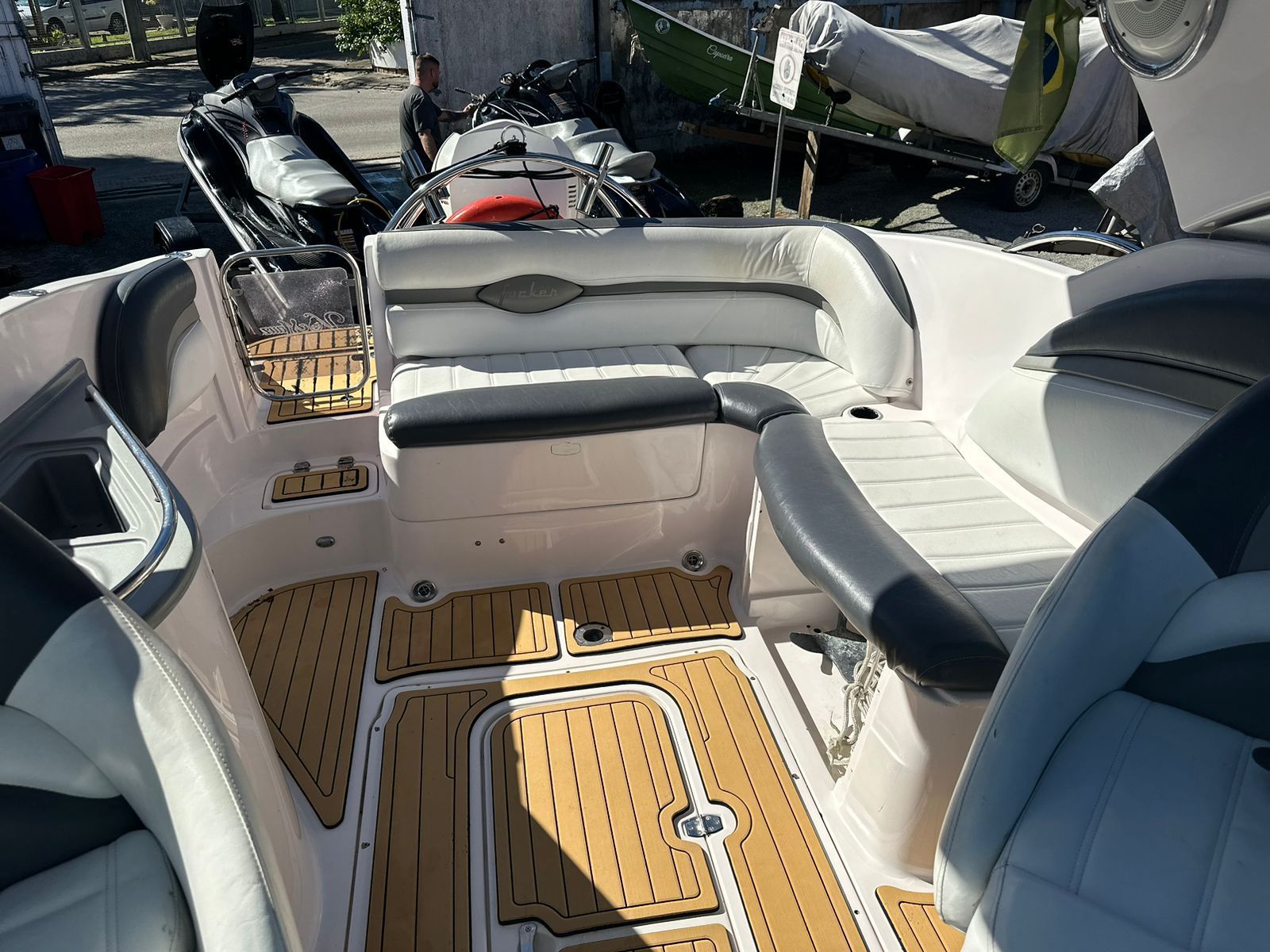 Lancha Focker 255 Vó Mauze - Praias do Norte e Tingua - Imagem 8