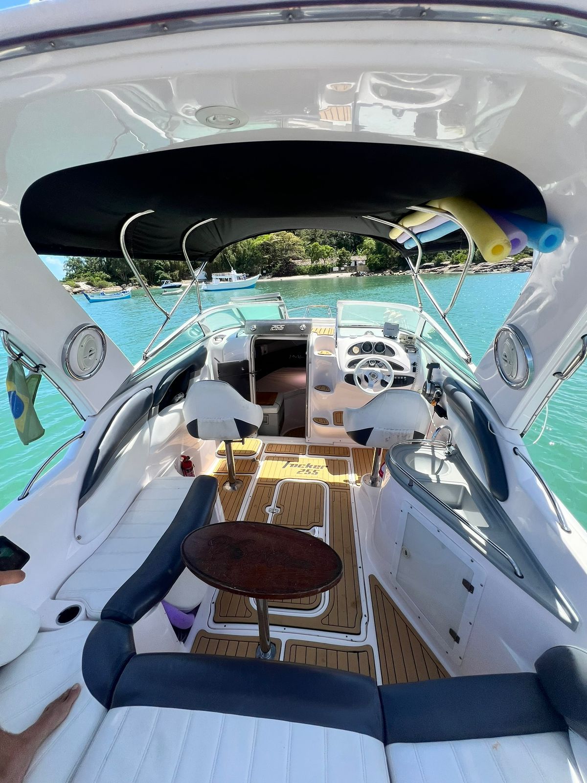 Lancha Focker 255 Vó Mauze - Praias do Norte e Tingua - Imagem 3